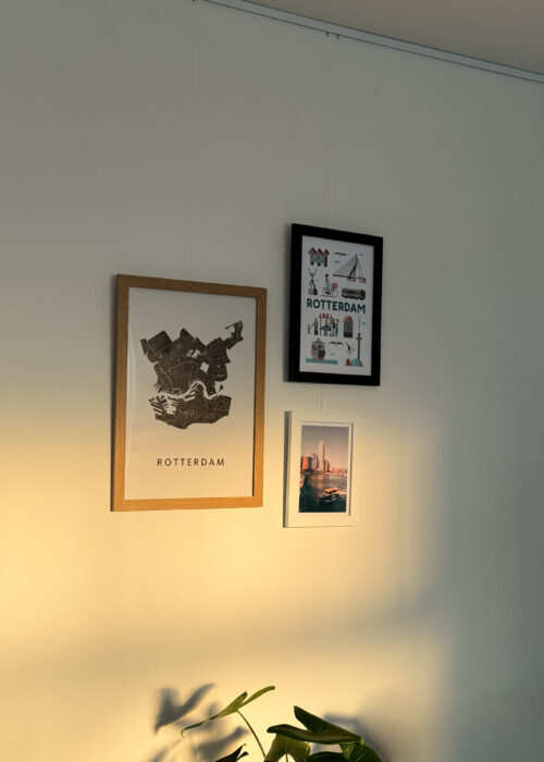 Artiteq ophangsysteem ingelijste posters
