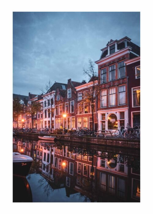 Oude rijn bij nacht - Leiden - Stadsfotografie - Poster
