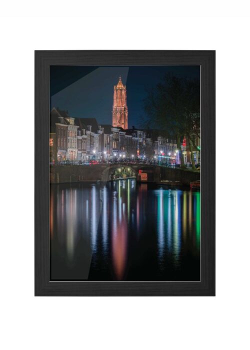 utrecht bij nacht fotografie poster ingelijst in zwarte lijst