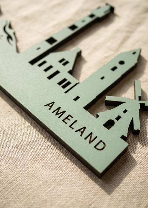 Groene houten skyline van Ameland – groen MDF