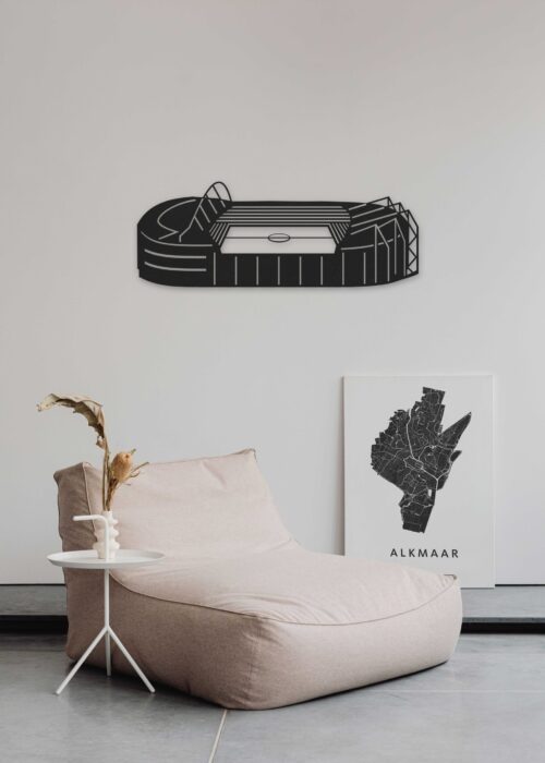 Houten stadion van Alkmaar in zwart MDF aan de wand in een interieur