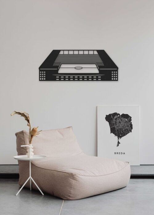Houten stadion van Breda in zwart MDF aan de wand in een interieur